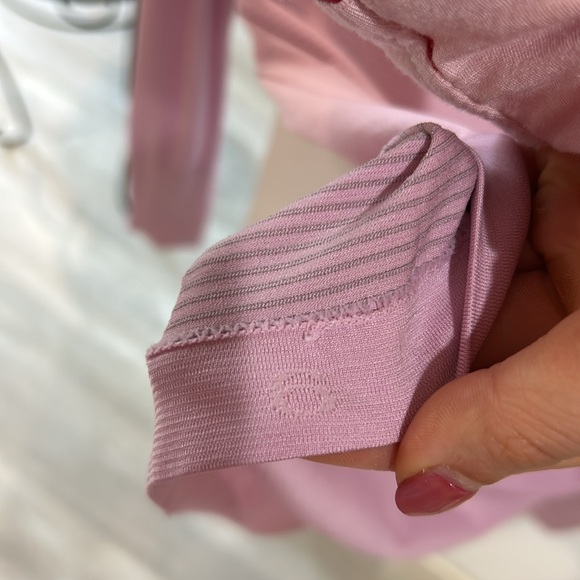 Lululemon Swiftly Tech Long Sleeve - Picture 3 of 3